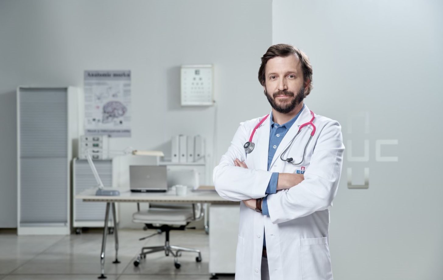 Osmdesátiletý kardiak, pracující čtyřicátník nebo student-mileniál – telemedicína umí se zdravím pomoci každému z nich