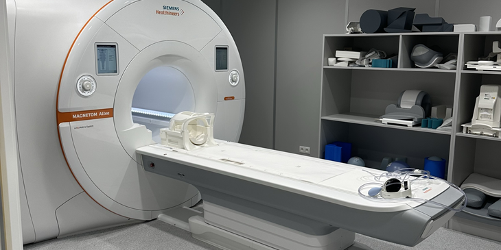 První rok magnetické rezonance v EUC Klinice Liberec: Efektivita, odbornost a spokojenost pacientů